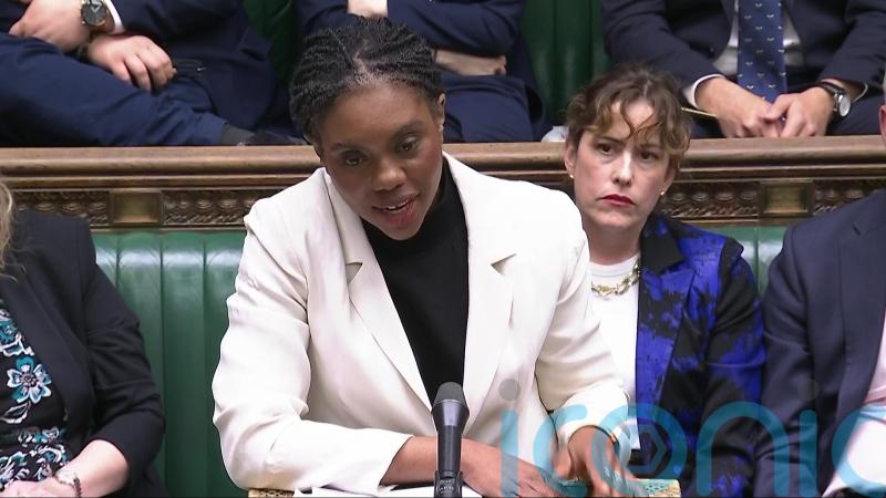 Badenoch steps up attack on Labour over transgender row