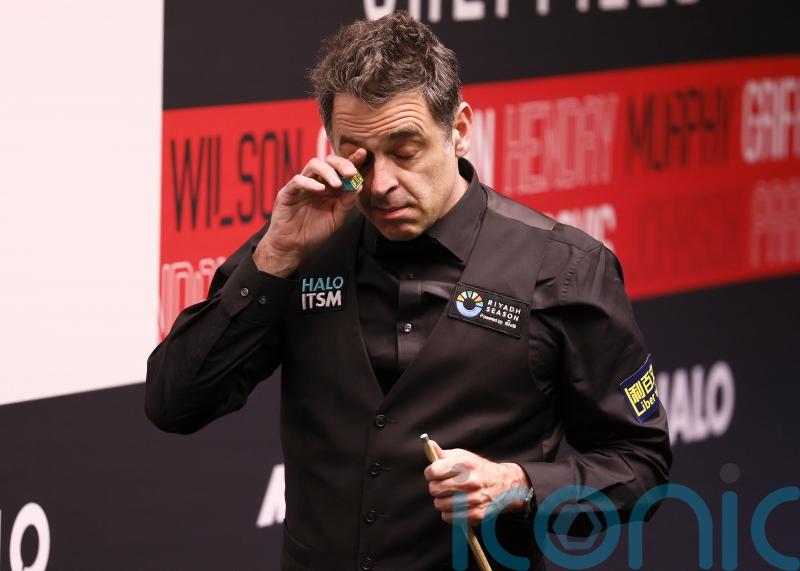 Ronnie O’Sullivan on brink of last eight after dominating Pang Junxu