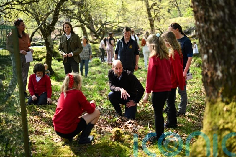 William hails importance of communities on visit to woodland on Mull
