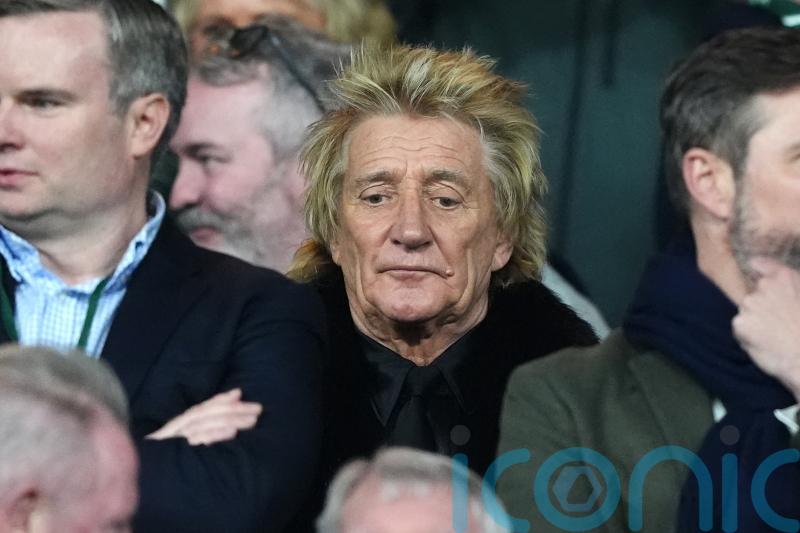 Ministers should &lsquo;hang heads in shame&rsquo; as Rod Stewart pays for child&rsquo;s diagnosis