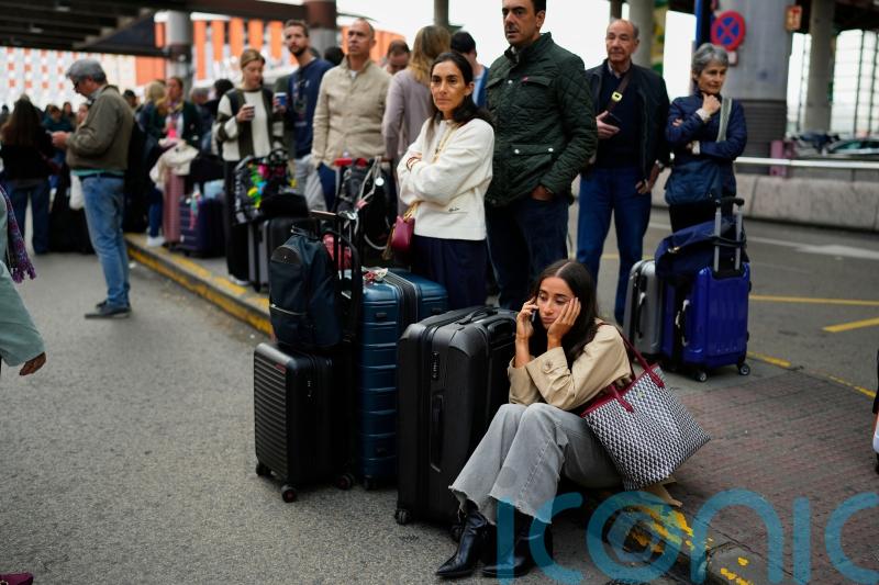 Copper cable theft in Spain delays thousands of high-speed rail passengers