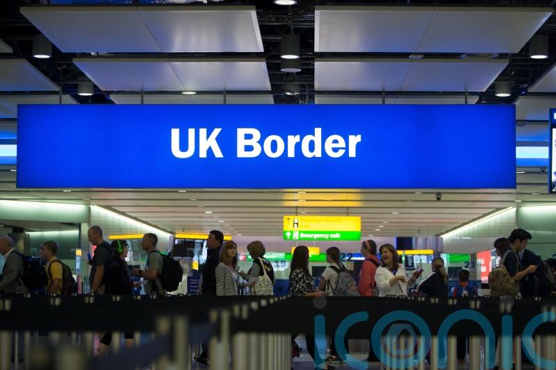 UK planning on restricting visa applications from certain nationalities – report