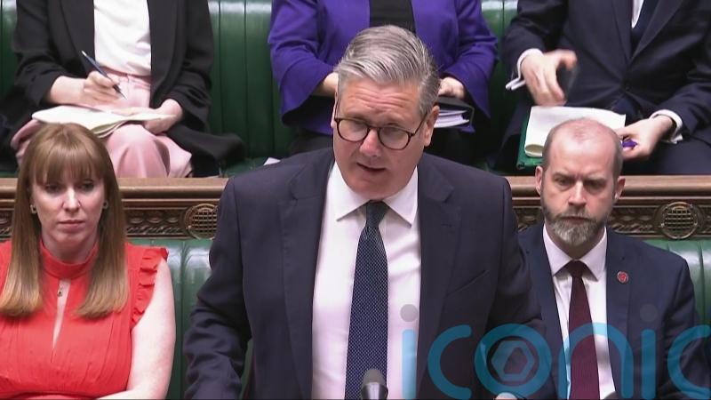 Badenoch a ‘climate defeatist’, Starmer claims in energy costs exchange