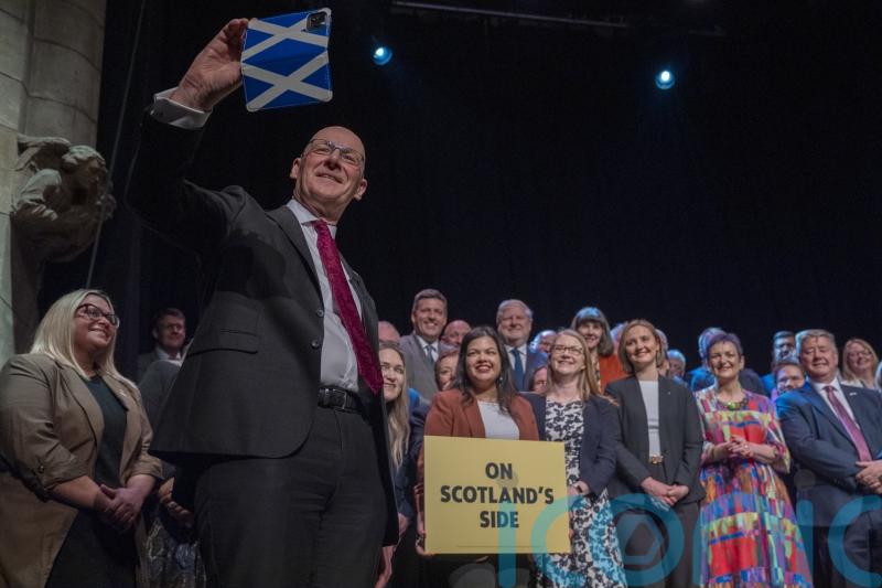 &lsquo;Democratic majority&rsquo; of pro-indy MSPs should lead to referendum, says Swinney