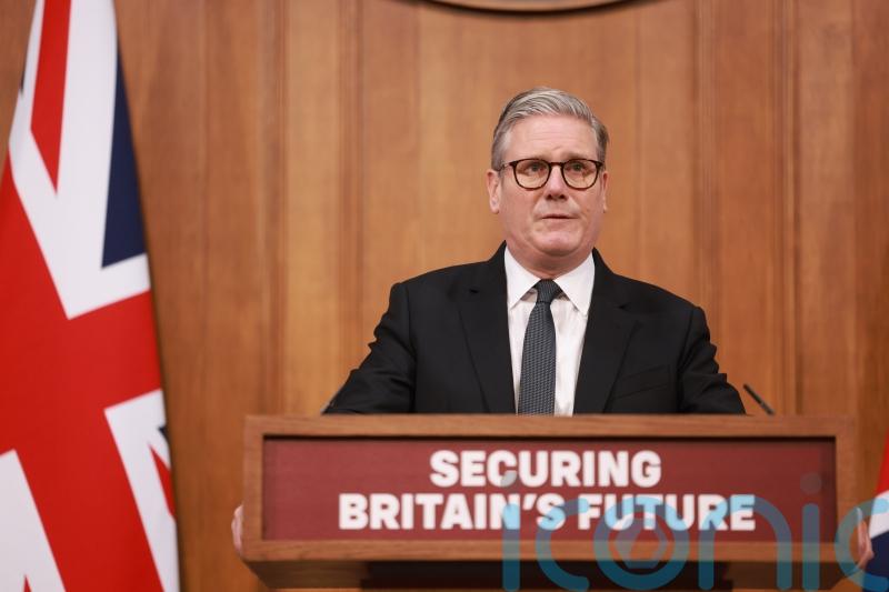 Starmer lays out immigration controls after ‘incalculable damage’ to society