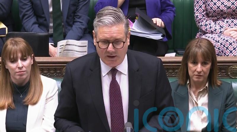 Starmer says Tories are ‘dead party walking’ as Badenoch dismisses trade deals