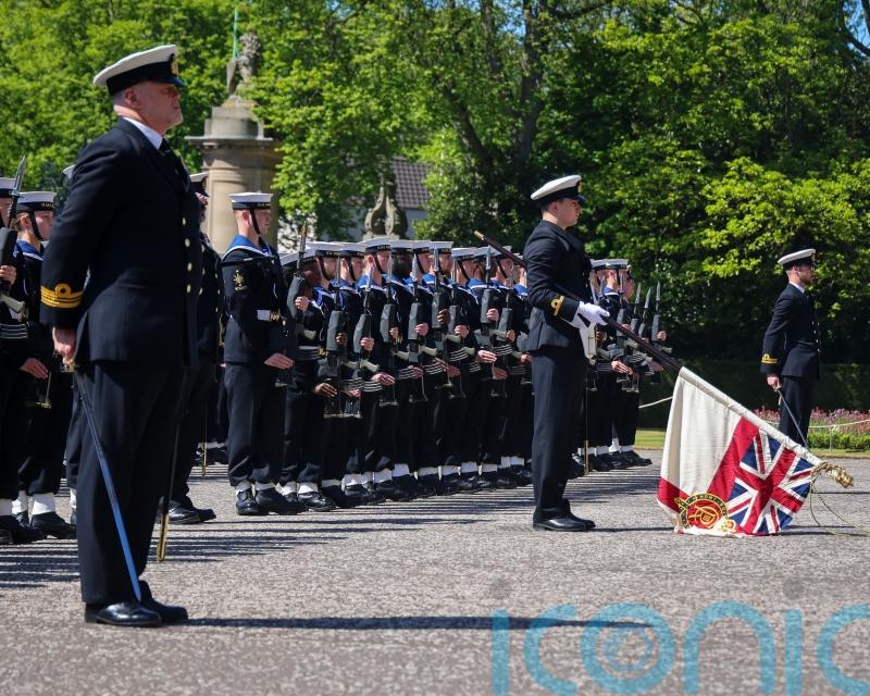 Navy guards Edinburgh Castle and Palace of Holyroodhouse for first time
