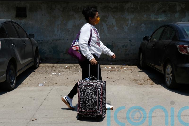 US sends migrants back to Honduras and Colombia in first voluntary deportation