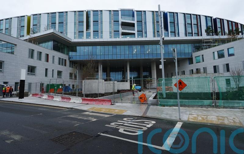 &lsquo;Crazy&rsquo; that Children&rsquo;s Hospital deadline has been missed 15 times, Dail hears