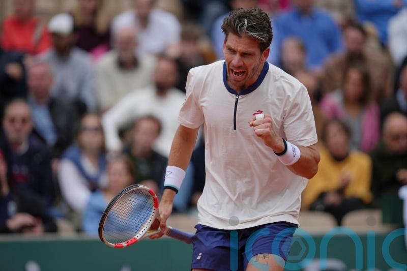 Cameron Norrie stuns 11th seed Daniil Medvedev in five-set French Open thriller