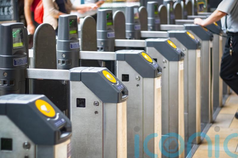 Fare evasion costs Transport for London £130m a year
