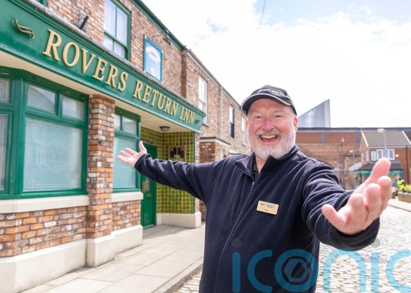 ‘That’s my boy’ – Corrie superfan follows in dad’s footsteps leading 2,500 tours of set visited by thousands every week