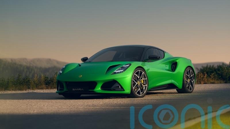 Lotus reveals new Emira V6 SE and Turbo models
