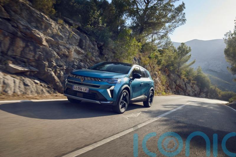 Renault updates Symbioz and Captur with more power and technology