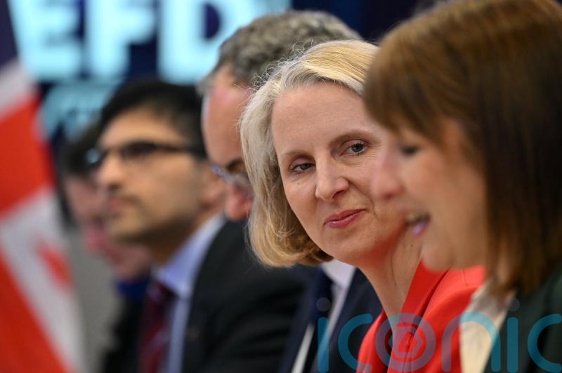 Treasury minister Reynolds struggles over Lower Thames Crossing answers
