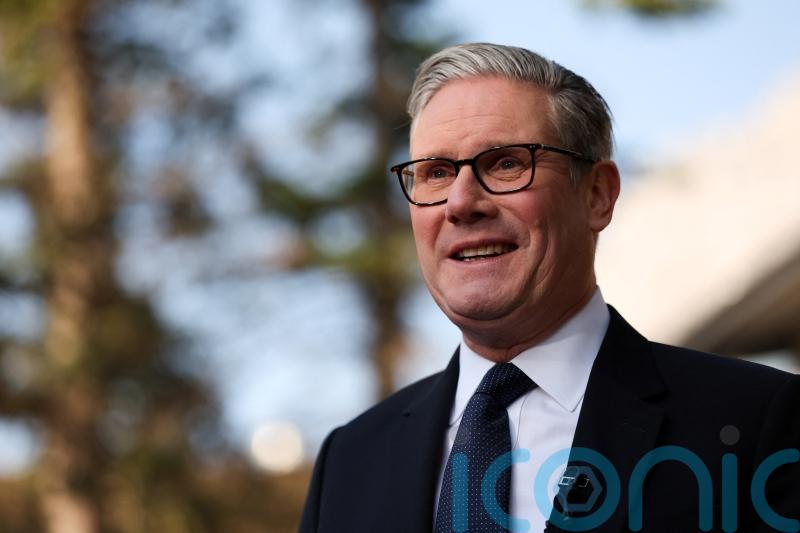 Starmer and Trump to hold ‘one-on-one’ talks at G7 in push to wrap up trade deal