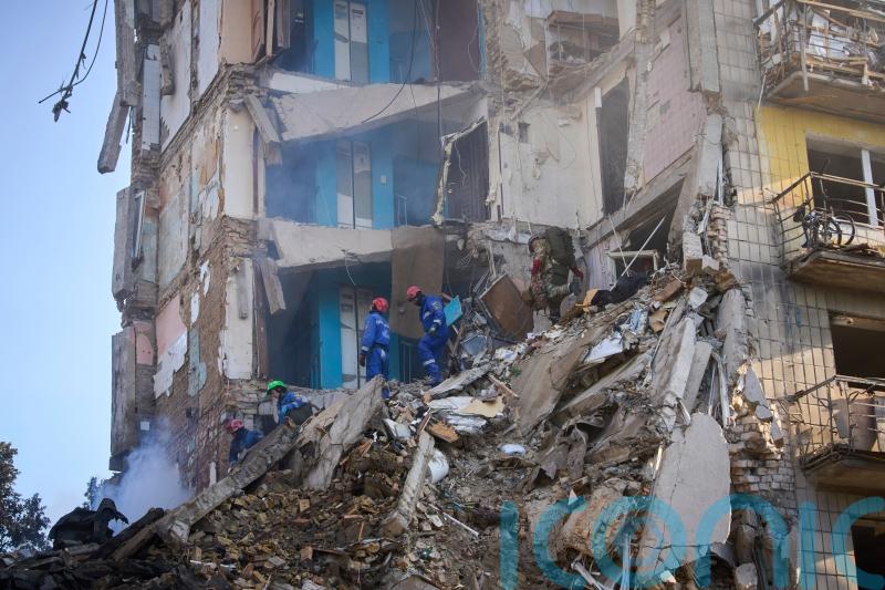 Russian missile and drone attack kills 15 and injures dozens in Ukraine