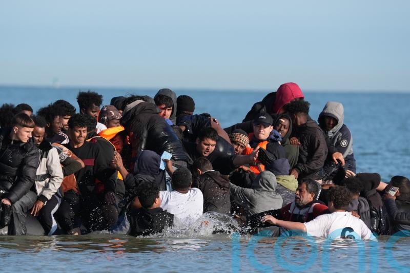 Channel crisis ‘deteriorating’, No 10 admits as French use tear gas on migrants