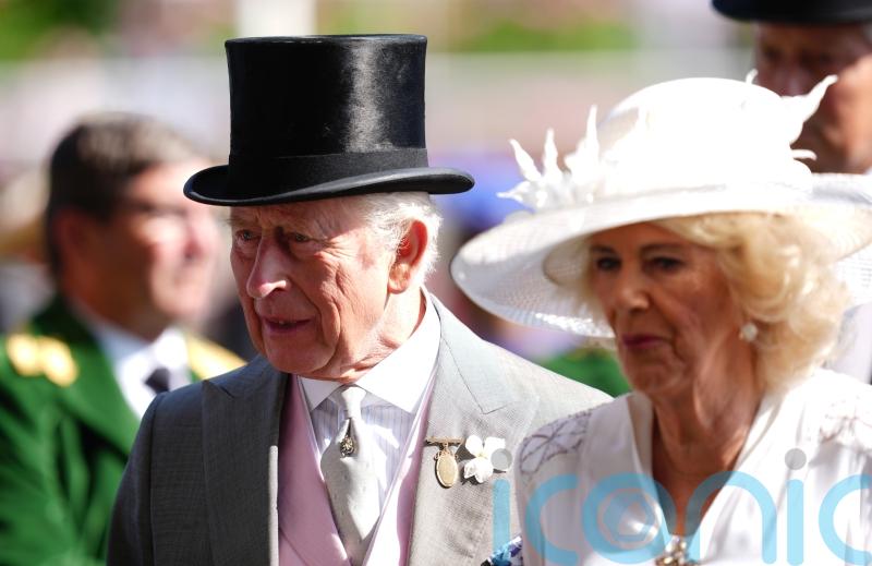 Charles shares affectionate moment with Duchess of York as race win hopes dashed