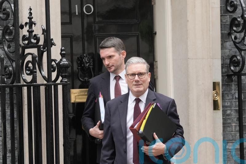PM tells Cabinet ‘we will reform welfare’ amid backbench rebellion over plans