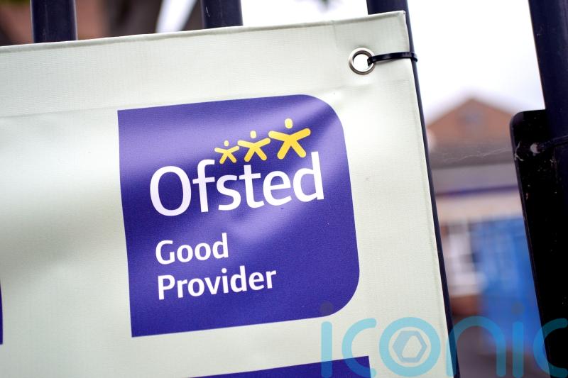 Teaching union welcomes ‘long-overdue’ Ofsted move to tailor inspections