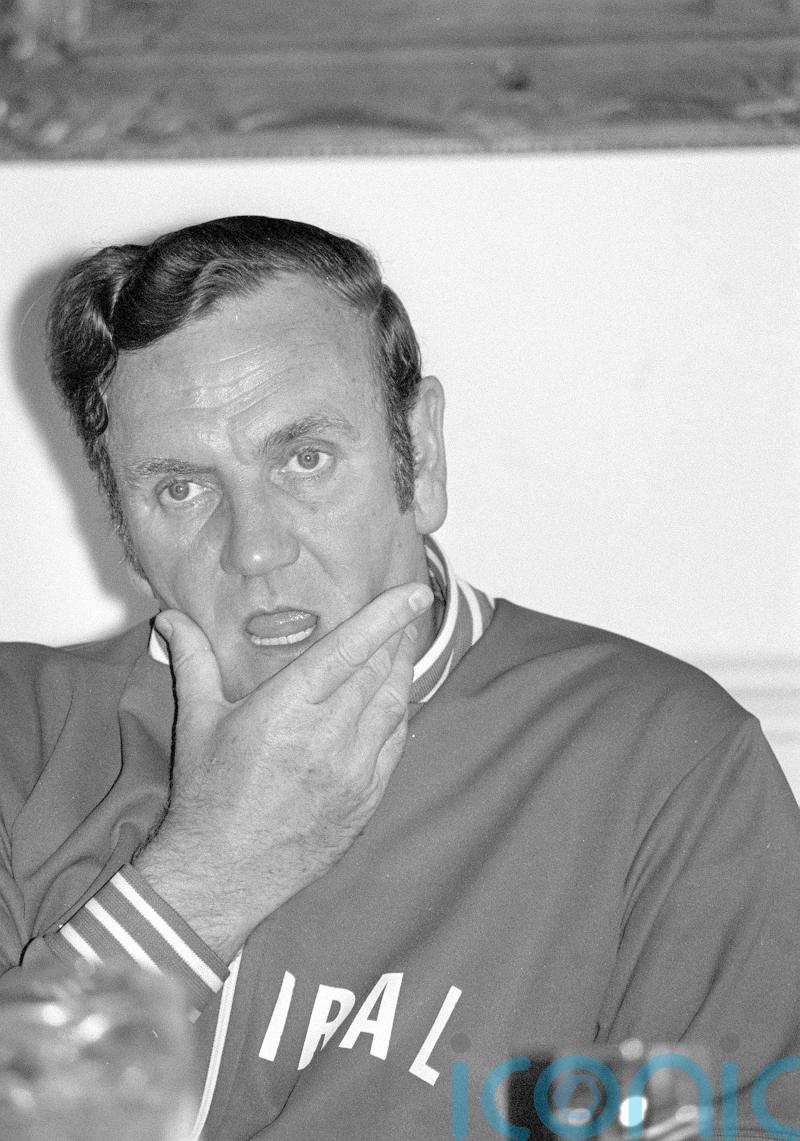 ‘Forgotten’ England football manager Don Revie to be honoured in home town