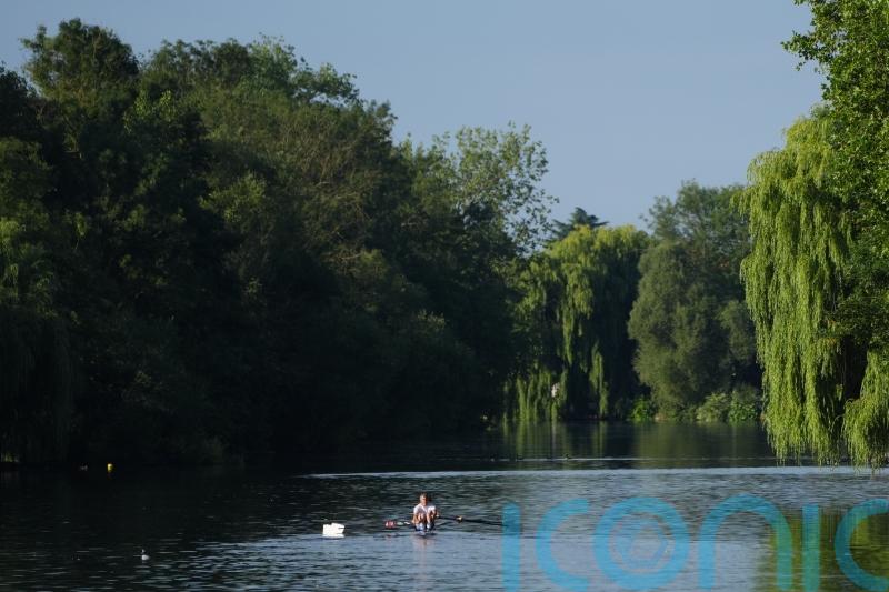 Amber heat health alerts extended as June ends with one of its hottest days ever
