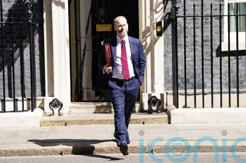 No law change needed to send workers home in extreme heat – Reynolds