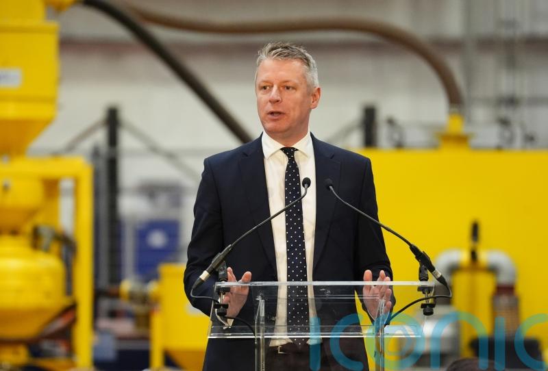 Government wins Commons vote over plans for armed forces whistleblowing route