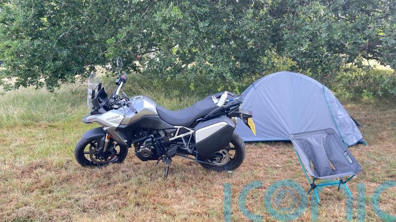 Long-term report: The Suzuki V-Strom 800RE tries its hand at camping
