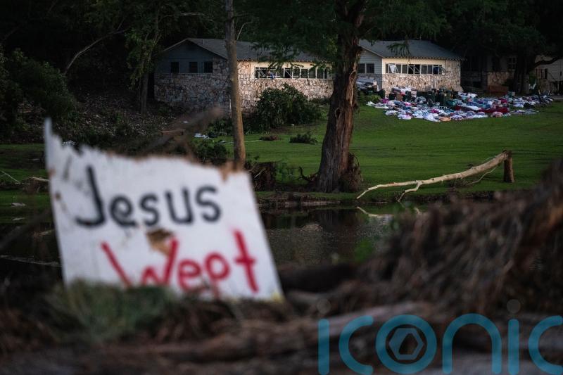 Hope of finding Texas flood survivors dims as search efforts go on