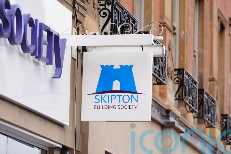 Building societies see jump in cash Isa applications amid speculation over limit