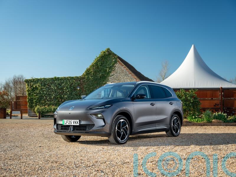 MG reveals its own EV grant for MG4 and MGS5 models