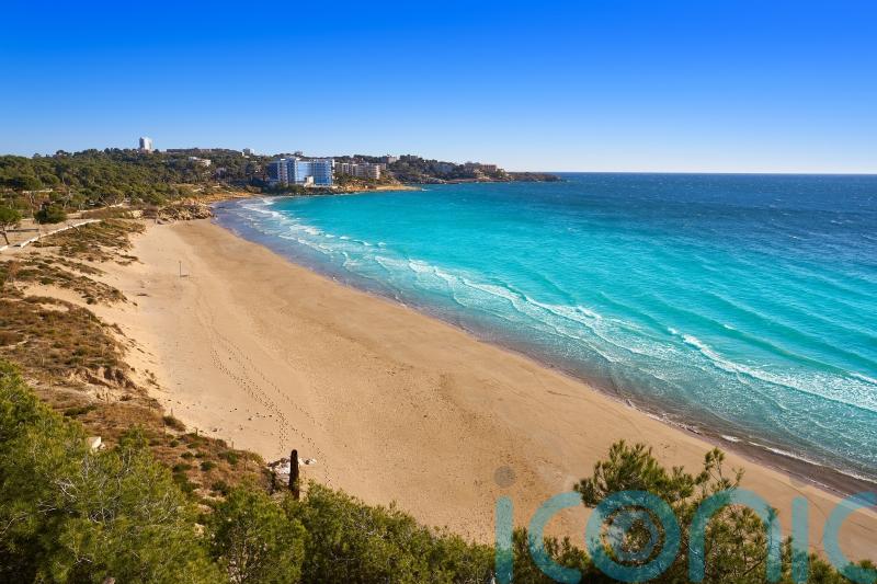 Two British siblings, 11 and 13, drown off Spanish beach