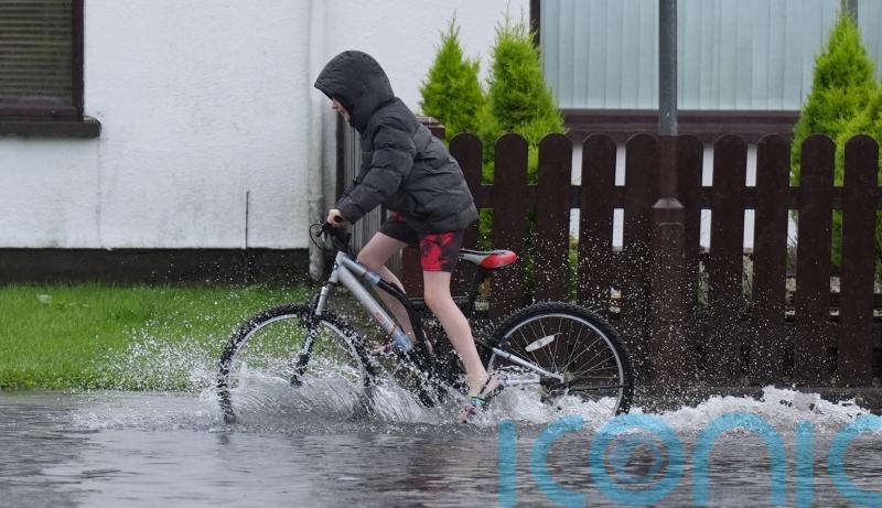 Thunderstorm warning to come into force bringing rain, lightning and hail