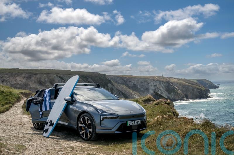 Surfing adventures in an electric car: Does charging infrastructure get in the way of the waves?