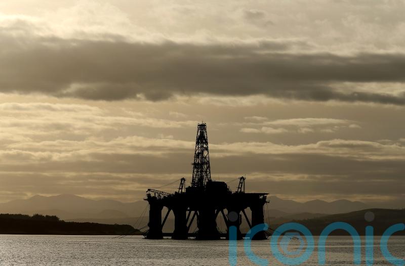 Renewables and fossil fuels not &lsquo;either-or&rsquo;, says Reeves after Trump comments