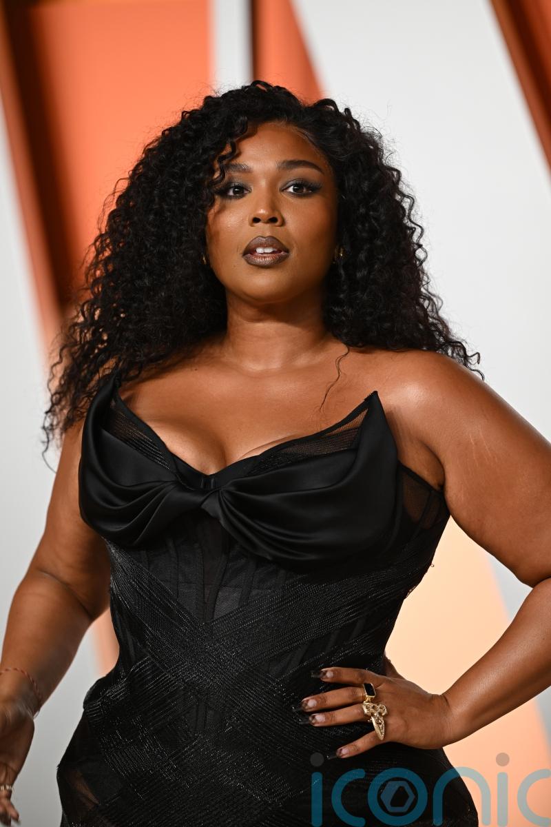 Pop star Lizzo talks about her weight loss and says she likes how she looks now