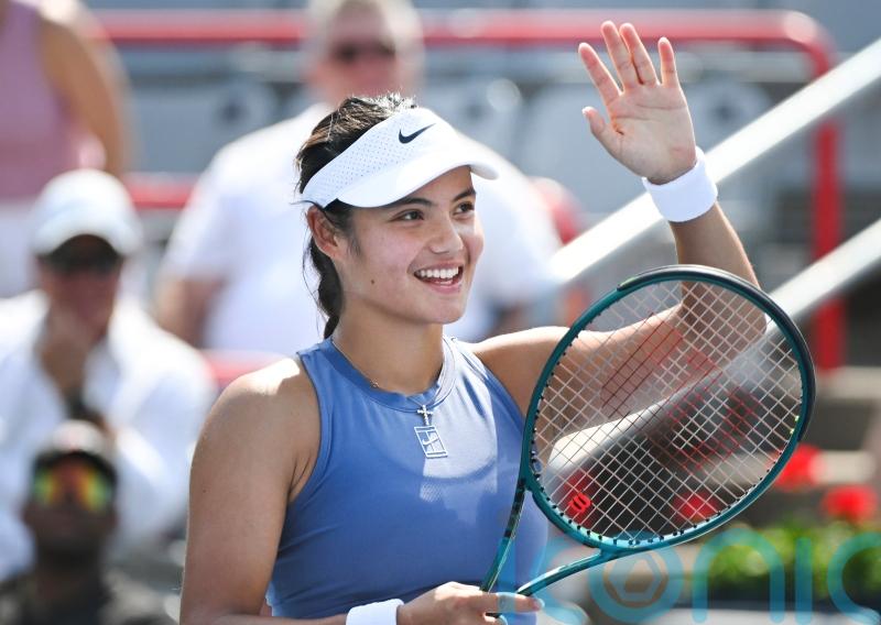 Emma Raducanu claims straight-sets win to reach Cincinnati Open third round