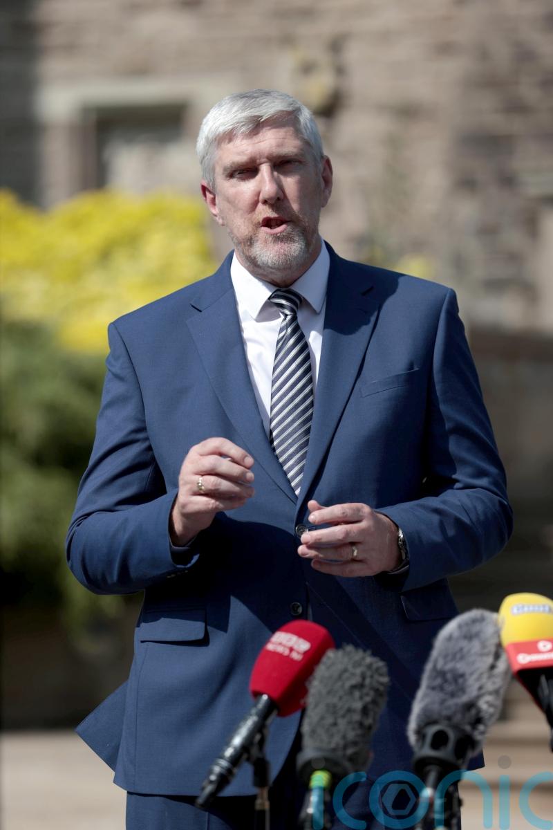 Finance Minister O’Dowd condemns ‘racist’ gangs patrolling streets