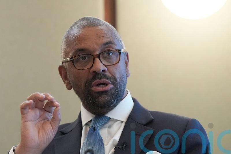 Axing public notices will threaten local democracy, Cleverly tells Rayner
