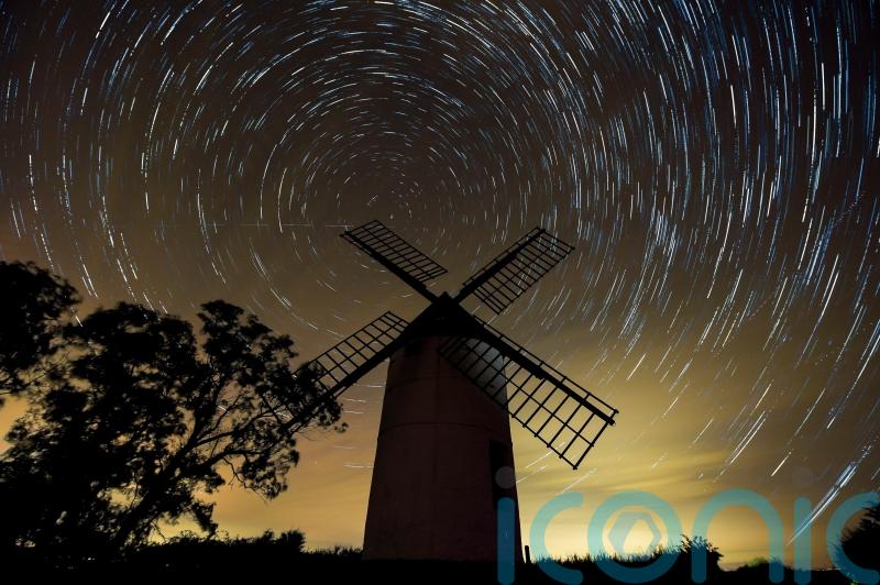 Shooting stars visible across the UK in annual Perseid meteor shower