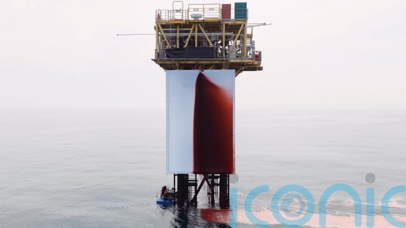 Greenpeace installs Anish Kapoor artwork on Shell platform in North Sea