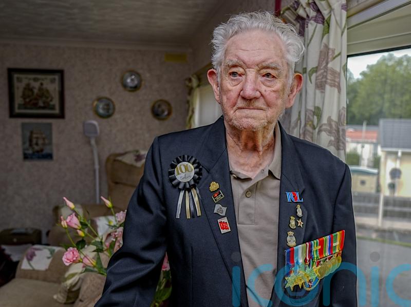 Veteran, 100, witnessed official ceremony marking Japan&rsquo;s surrender