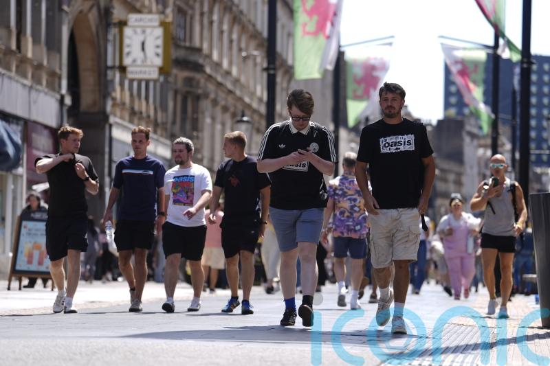 UK inflation to rise as summer spending pushes up hotels and airfares