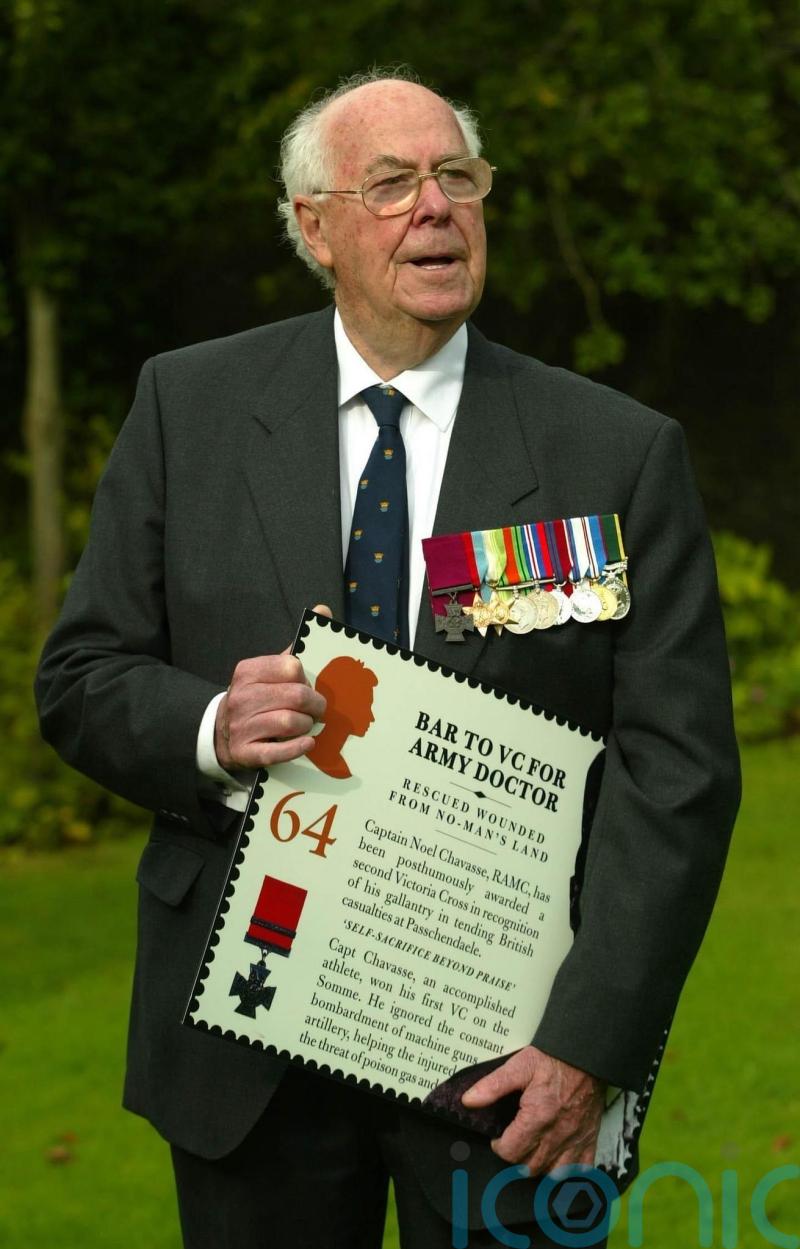 Last surviving Second World War Victoria Cross recipient dies aged 105
