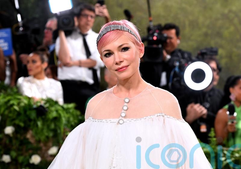 Actress Michelle Williams confirms birth of baby daughter via surrogate