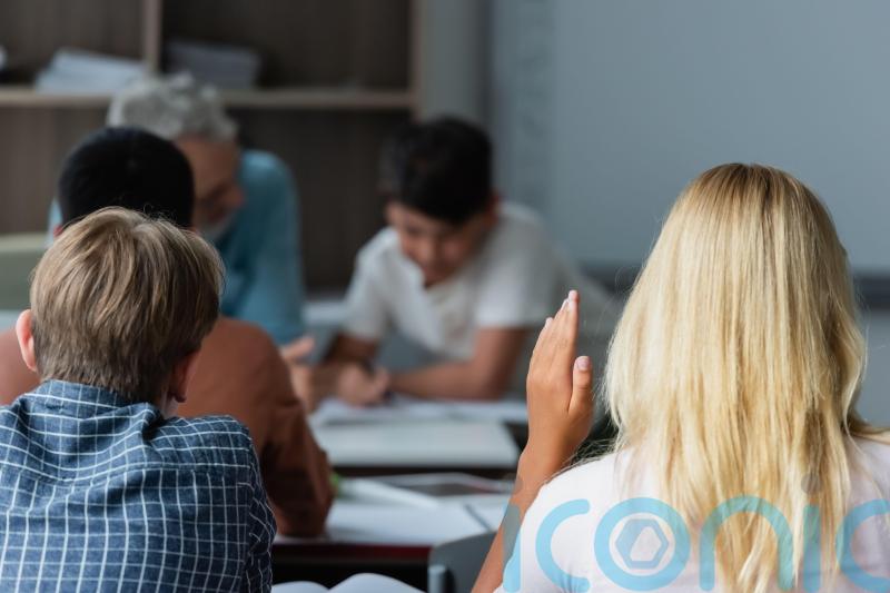 Boys and girls should be taught about periods together in school, academics say