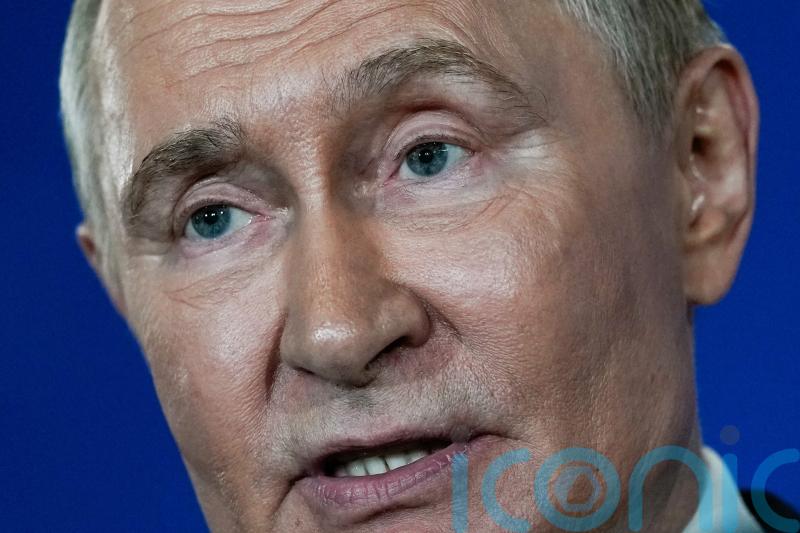 Minister unveils UK crackdown on Kyrgyz finance to ‘keep pressure on’ Putin