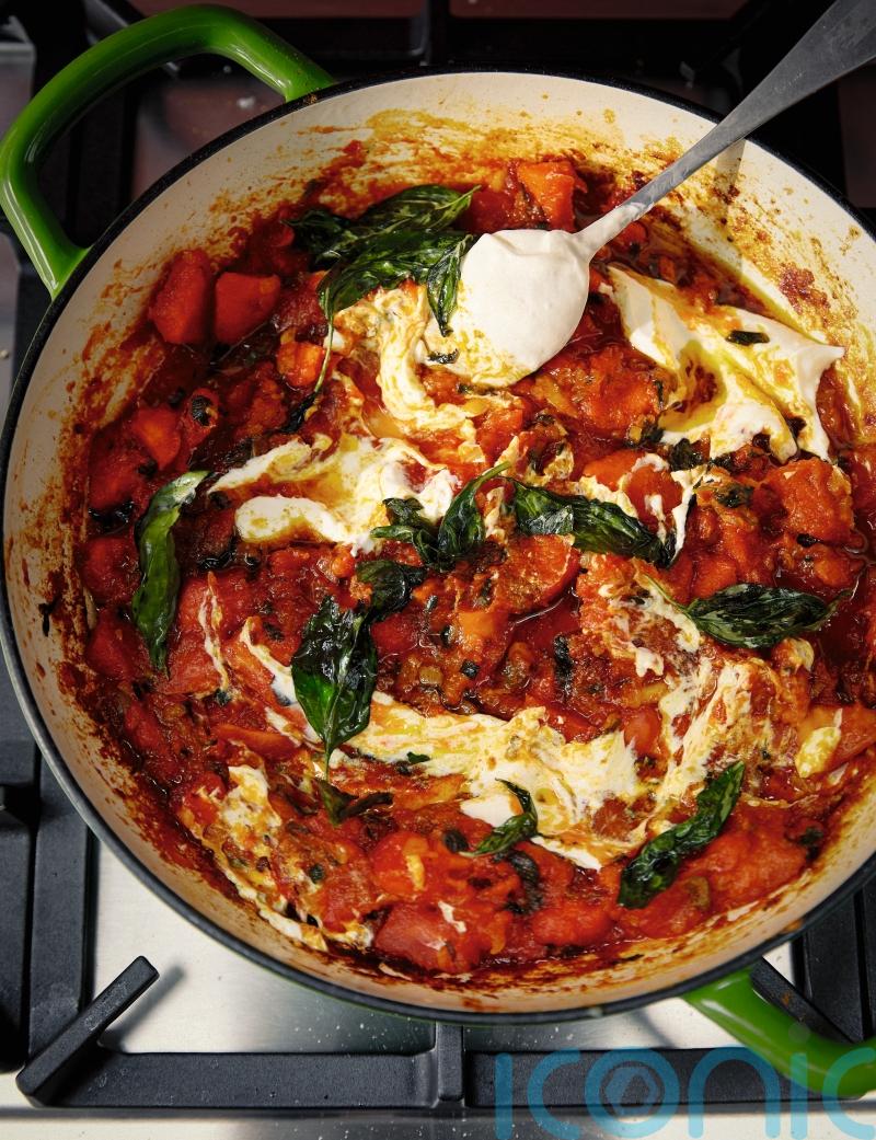 Ixta Belfrage’s stir-fried papaya with crispy basil recipe
